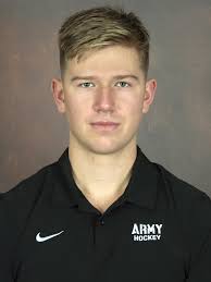 Kozlowski, rekoru 6 gün önce kıran bellingham'ın elinde almış oldu. Trevin Kozlowski 2020 21 Hockey Army West Point