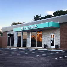 Trust your furry or scaly family member to only the most trusted medical team in the area. Expert Veterinary Care In Downtown Memphis The Pet Hospitals