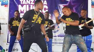 Twanga pepeta subscribe mziiki for best african music twanga pepeta povu music video directed by hascana produced by twanga pepeta entertainment for. Twanga Pepeta Walimwengu Ukubwa Jiwe By African Stars Band Twanga Pepeta On Itunes Twanga Pepeta Official Video Kisa Cha Mpemba African Stars Twanga Pepeta Zephat Walimwengu Banza Stone Elimu Ya