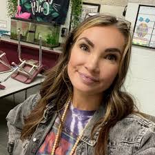 Ashley Sackett's Instagram, Twitter & Facebook