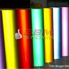 Sebelum kita ulas informasi mengenai harga acrylic per meter maupun harga akrilic lembaran, perlu diketahui untuk acrylic sediri anda akan menemukan berbagai jenis dan ukuran yang bervariasi. Jual Stiker Skotlet Nyala Reflective Per 1 2 Meter Kota Semarang Bbm Stiker Tokopedia