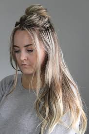 Dari model rambut cepak, pendek, sasak. 29 Gaya Rambut Wanita Yang Hits Sepanjang Masa Uss Feed