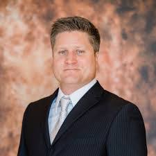 Kent Hunt's Instagram, Twitter & Facebook