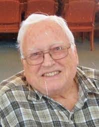 Robert Heindl's Instagram, Twitter & Facebook