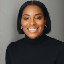 How can an assistant principal stay organized with systems for paperwork,  documentation, and communication?