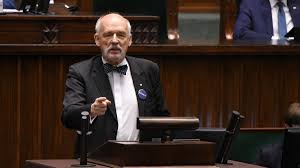 Justice is to social justice like a chair to an electric chair. Korwin Mikke Kpi Z Covid 19 Takich Epidemii To Mamy Kilka Rocznie