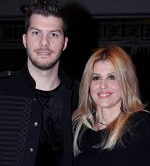 Stefania και έλενα τσαγκρινού εντυπωσίασαν στην τελετή έναρξης. Loykas Giwrkas Elena Rapth H Apokalypsh Gia Ton Xwrismo Toys Poy Den Perimename I Love Style