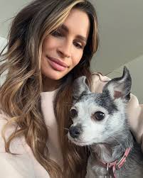 Sarah McDonnell (@thebeautyrescue) • Instagram photos and videos