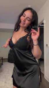 439B6F1A-A74C-4181-B84D-4352938CABCB - Porn - EroMe