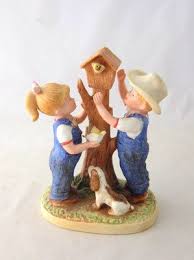 1985 Homco Home Interiors 8888 Denim Days Figurine Of Boy And Girl Birdhouse Ebay House Interior Home Interiors And Gifts Figurines