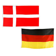 Die flagge der bundesrepublik deutschland, offiziell bundesflagge, ist ein deutsches hoheitszeichen und staatssymbol und zeigt laut art. Danemark Fussball Fahnen Wimpel Gunstig Kaufen Ebay