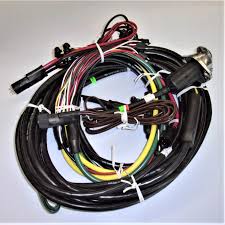 Wiring harness designed for vessel trailers come with a plug that is linked to the hauling vehicle's lighting circuitry. Universal 48 Trailer Wiring Harness Kit Iloca Services Inc
