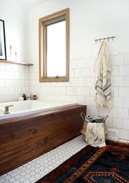 Affordable diy projects and gardening ideas for a statement space. 5 Easy Ways To Style A Modern Farmhouse Bathroom