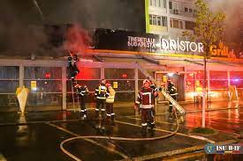 + 373 22 822 502 Incendiu De ProporÅ£ii La Dristor Kebab A Ars Una Dintre Cele Mai Cunoscute Shaormerii Din Bucuresti