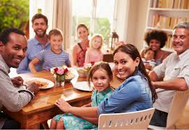19 Ideas Unicas Para Reuniones Familiares Juegos Temas Y Lemas