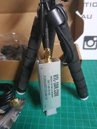 Dipole set includes 1x dipole base with 60cm rg174, 2x 23cm to 1m telescopic antenna, 2x 5cm to 13cm telescopic antenna, 1x 3m rg173 extension cable, 1x flex tripod mount, 1x suction cup mount. Rtl Sdr R820t2 Rtl2832u Software Defined Radio With Dipole Antenna Kit South Eastern Communications