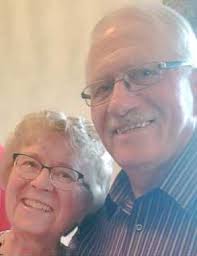 Keeping the nearly lost art of linen weaving alive