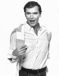 Δύσκολες ώρες για τον γιώργο μαρίνο. Ei Mwro Moy Akoy Thn Kraygh Toy Dromoy Otan O Giwrgos Marinos Tragoydhse Lou Reed Me Ellhnikoys Stixoys Cosmopoliti Com Xristina Polith