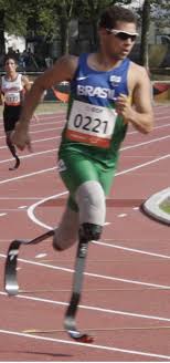 O salto em altura tem sido um evento olímpico desde tempos antigos gregos. Alan Fonteles Wikipedia A Enciclopedia Livre