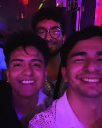 Noah Cisneros (@socalviolinguy) • Instagram photos and videos