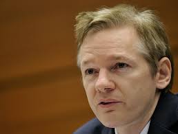 Julian Assange premiato per la pace in Australia