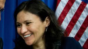 Chief of the FTC, the powerful consumer watchdog, is stepping down