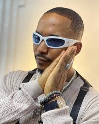 Alex Bom (@superstarbom) • Instagram photos and videos