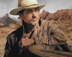 Luke Wilson, Horizon, Signed 8x10 Photograph