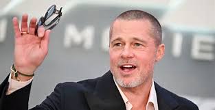 Si tuviera más de 50 años, elegiría este vestido de Zara efecto tipazo para  Domingo de Ramos