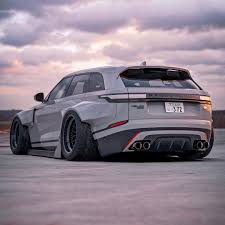Range Rover Velar Bradbuilds A Low And A Huge Wide Body Frame Sports Cars Luxury Custom Muscle Cars Range Rover