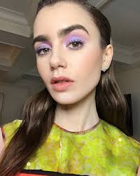Neon Makeup Trend Are Perfect For Summer Neon Summer Makeup Colorful Eyes Lilycollins Makyaj Look Makyaj Trendleri Yaz Makyaji