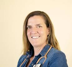 Erin Bennett DVM