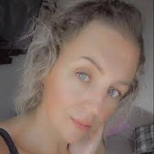 Helen Rockett's Instagram, Twitter & Facebook