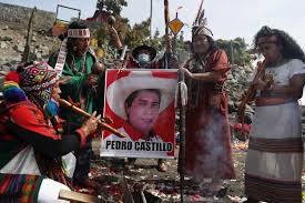 Perú libre reparte dinero para apoyar a. Elecciones En Peru Pedro Castillo La Dificil Esperanza En Peru Publico