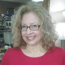 Kari is at Elite Dezine