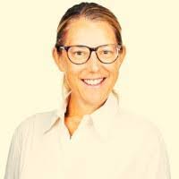 Janie Wall's Instagram, Twitter & Facebook