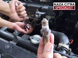 Alternator yang rosak menyebabkan tidak ada bekalan elektrik pada kereta dan menyebabkan cas bateri berkurangan. Semalam Ada Sebuah Citra Datang Naza Citra Specialist Facebook