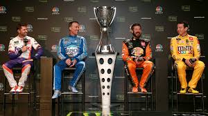 Martin truex jr, kyle busch, denny hamlin and kevin harvick. Nascar Championship Oddsmakers Say It S Anybody S Race