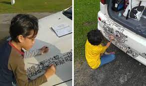 Seorang murid lelaki melintas jalan raya dengan tidak menggunakan jejantas. Ainnur Sofea Dapat Lampu Hijau Hias Kereta Bapa