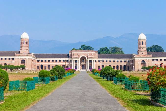 Delhi to Dehradun Taxi