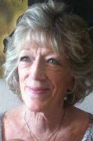 Renee Eckert's Instagram, Twitter & Facebook