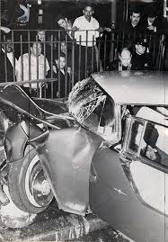 Pictures of car accident, car accident pinterest pictures, car accident facebook images, car accident photos for tumblr. American Crash Car Crash Old Vintage Cars Car Accident