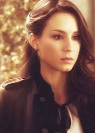 But also, nobody is innocent. Spencer Pretty Little Liars Pretty Little Liars Outfits Pretty Little Liars Spencer Spencer Hastings Hair