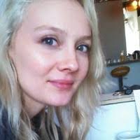 Sarah Pohl's Instagram, Twitter & Facebook