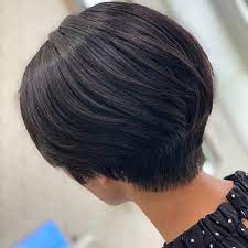 いつもおしゃれな お客様 すっかりショートスタイルがお似合いです 以前ロングだったのがなつかしいですね 美容院 美容室 船橋美容室 船橋 ヘアーサロン hairsalon ホリスティックビューティー トータルビューティー 猫がいる美容室 ヘア ヘアスタイル