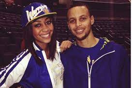 This lovely lady is sydel curry, she is the baby sister of nba players steph curry (warriors) and seth curry (mavericks). Steph Curry S Pretty Sister Sydel Curry Bio Wiki Pics Sydel Curry Steph Curry Curry Warriors