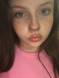 I'm Anna and here's my CV ☺️ Age: 2007 Relationship status : single Child:  no Country: USA 🇺🇸 Origin: American Looking for boyfriend : yes