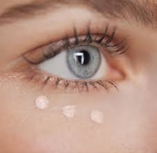 Concealer Gegen Augenringe Rotungen Pickel Im Test Welt