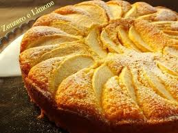 Mi chiamo federica e apro il mio blog, la regola del piatto, in settembre 2016, uno spazio in cui pubblico quotidianamente i miei piatti e le mie ricette e in cui propongo un tipo di alimentazione sana, light e adatta a tutti con spunti per tutti i tipi di. Paola Del Blog Zenzero E Limone Vi Delizia Con Una Morbidissima Torta Di Mele Con Yogurt E Mandorle Ricette Ricette Con Frutta Cibo