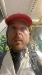 Beställ en personlig video från Gabriel Odenhammar